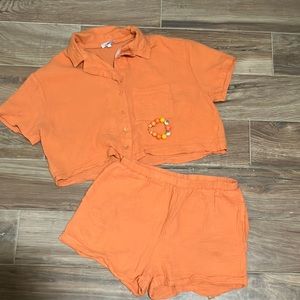 Women’s The Now short outfit. Size m  0382